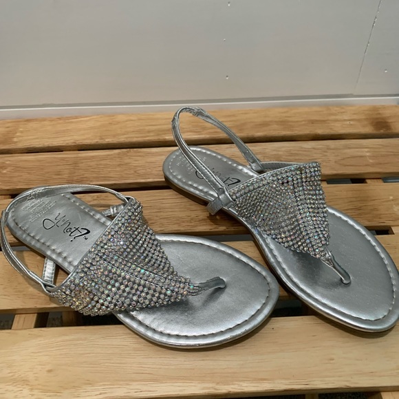 Silver sandals with fun jewel embellishment. - Picture 4 of 6